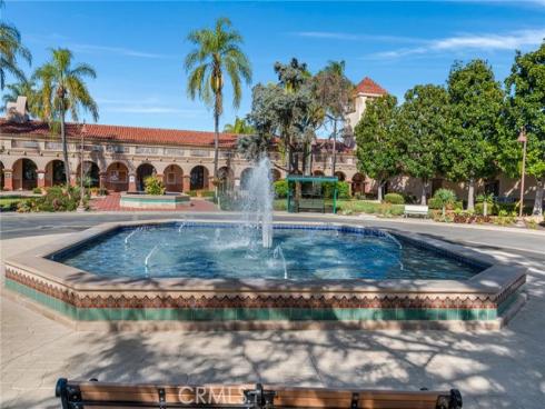 27  Avenida Castilla  D , Laguna Woods, CA