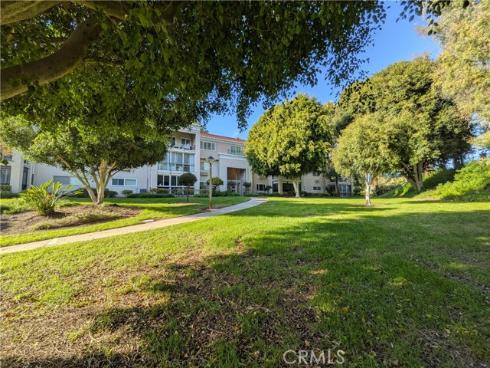 5499  Paseo Del Lago  3C , Laguna Woods, CA