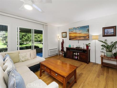 5472  Paseo Del Lago  B , Laguna Woods, CA