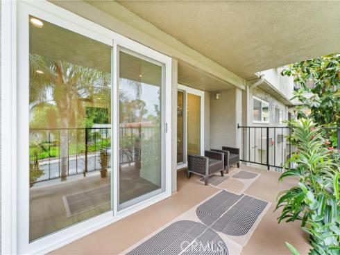 2393  Via Mariposa  2F , Laguna Woods, CA