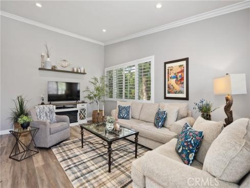 713  Avenida Majorca #b  , Laguna Woods, CA