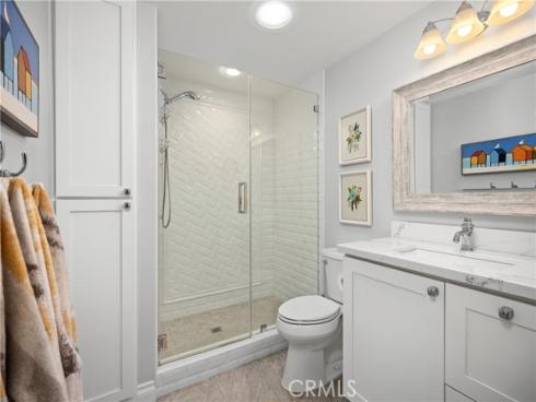 713  Avenida Majorca #b  , Laguna Woods, CA