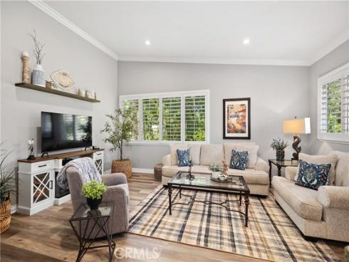 713  Avenida Majorca #b  , Laguna Woods, CA