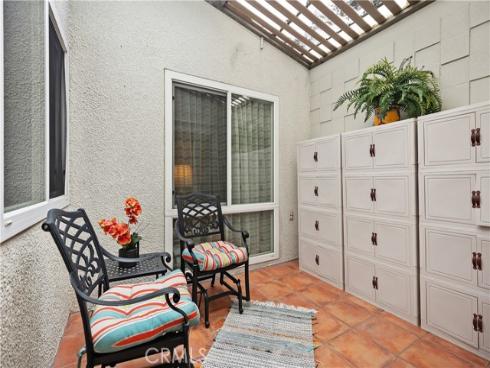 713  Avenida Majorca #b  , Laguna Woods, CA