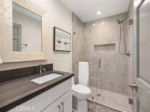 5506  Paseo Del Lago  N , Laguna Woods, CA