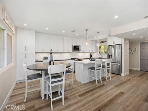 5506  Paseo Del Lago  N , Laguna Woods, CA