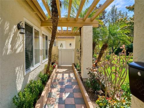 3287  San Amadeo  B , Laguna Woods, CA