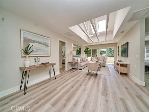 3287  San Amadeo  B , Laguna Woods, CA