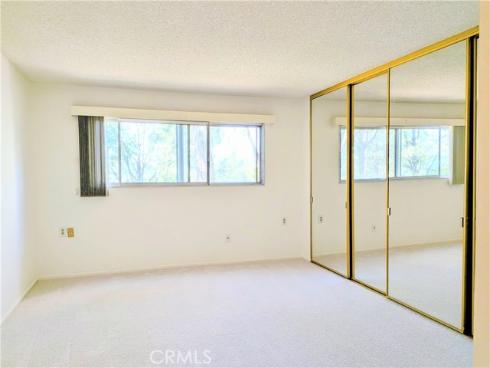 4011  Calle Sonora Oeste  1B , Laguna Woods, CA