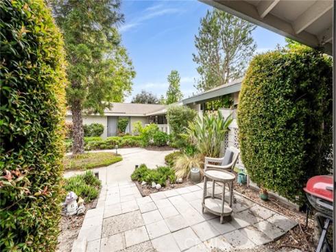 506  Avenida Sevilla  B , Laguna Woods, CA