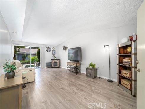 506  Avenida Sevilla  B , Laguna Woods, CA