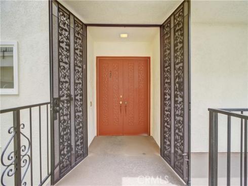 2355  Via Mariposa  2F , Laguna Woods, CA