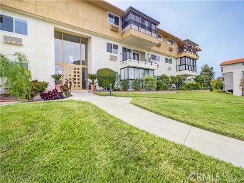 2355  Via Mariposa  2F , Laguna Woods, CA