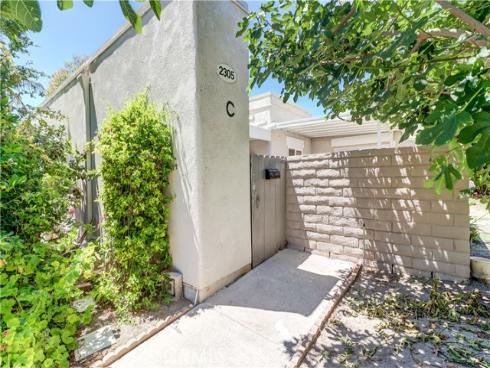 2305 Via Puerta , Laguna Woods, CA