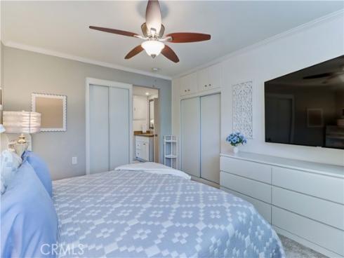670 Via Mendoza B , Laguna Woods, CA
