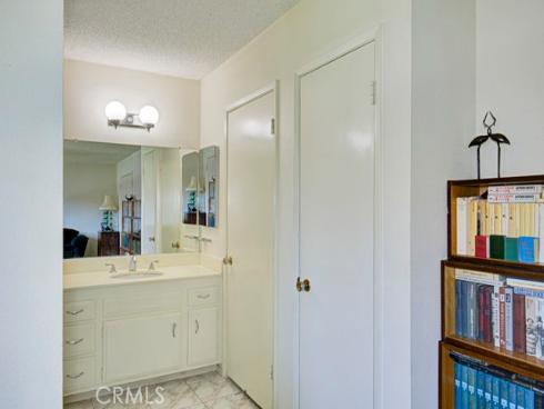 2320 Via Puerta, #b , Laguna Woods, CA