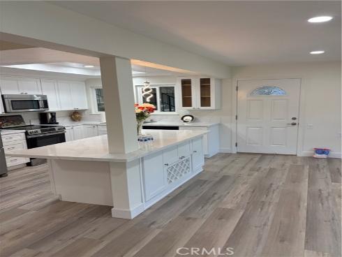 2277  Via mariposa W  B , Laguna Woods, CA