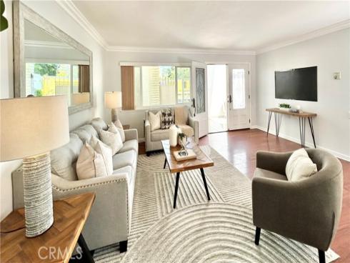 2252 Via Puerta B , Laguna Woods, CA