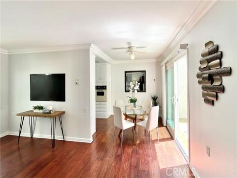 2252 Via Puerta B , Laguna Woods, CA