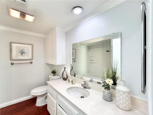 2252 Via Puerta B , Laguna Woods, CA