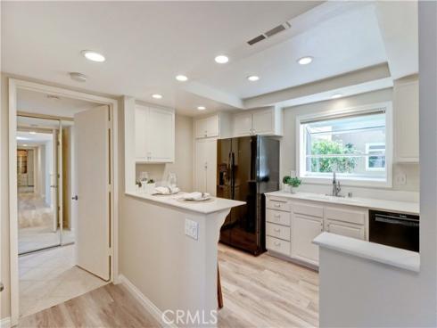 4010  Calle Sonora Oeste  1C , Laguna Woods, CA