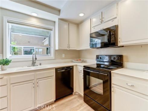 4010  Calle Sonora Oeste  1C , Laguna Woods, CA