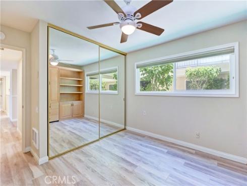 4010  Calle Sonora Oeste  1C , Laguna Woods, CA