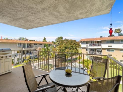 2389 Via Mariposa 2A , Laguna Woods, CA