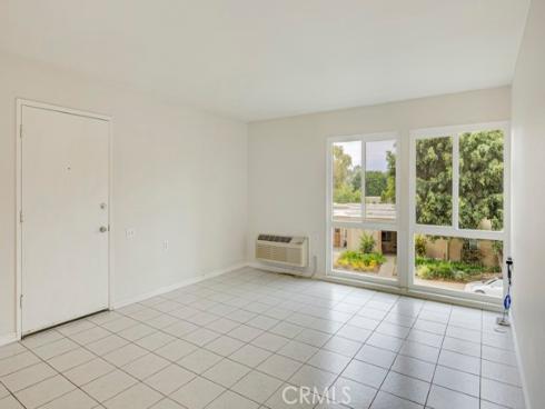 2276 Via Mariposa N , Laguna Woods, CA