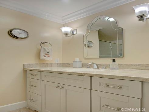 2044 Via Mariposa B , Laguna Woods, CA