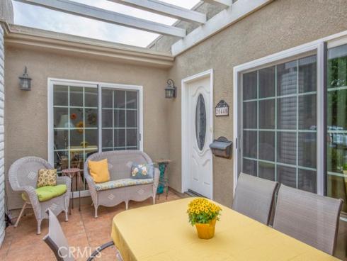 2044 Via Mariposa B , Laguna Woods, CA