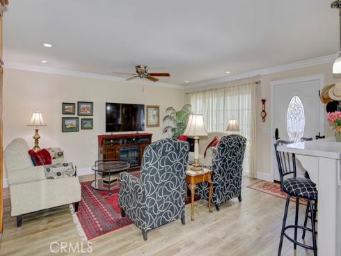2044 Via Mariposa B , Laguna Woods, CA