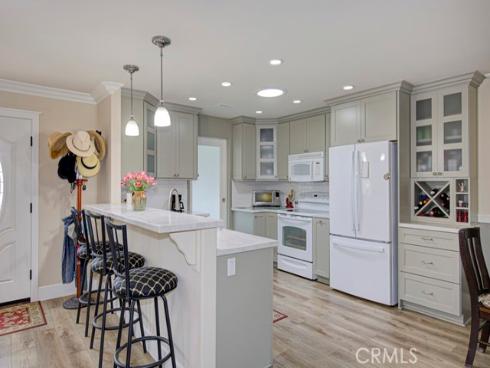 2044 Via Mariposa B , Laguna Woods, CA