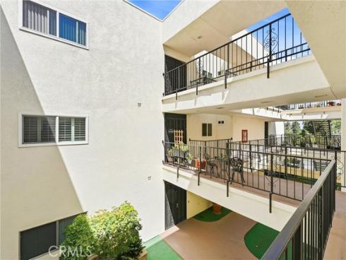 2355  Via Mariposa  2C , Laguna Woods, CA