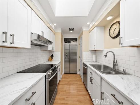 2205 Via Mariposa G , Laguna Woods, CA