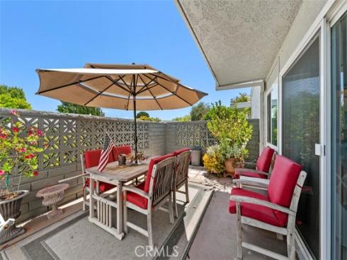 2205 Via Mariposa G , Laguna Woods, CA
