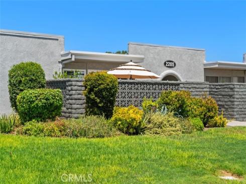 2205 Via Mariposa G , Laguna Woods, CA