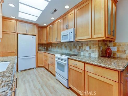 3524  Bahia Blanca  B , Laguna Woods, CA