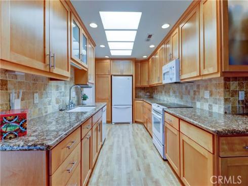 3524  Bahia Blanca  B , Laguna Woods, CA