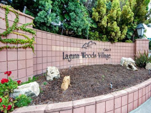 2057 Via Mariposa B , Laguna Woods, CA