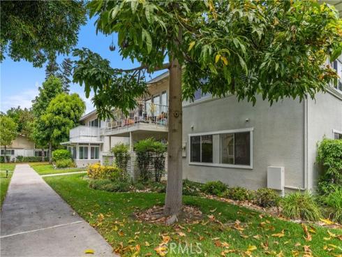 328 Avenida Carmel B , Laguna Woods, CA