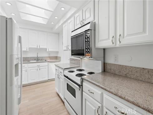 3296 San Amadeo B , Laguna Woods, CA