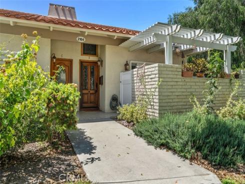 2164 Via Mariposa B , Laguna Woods, CA