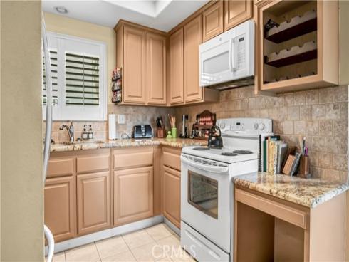 2401  Via Mariposa W  2A , Laguna Woods, CA