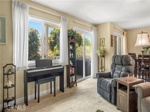 2401  Via Mariposa W  2A , Laguna Woods, CA