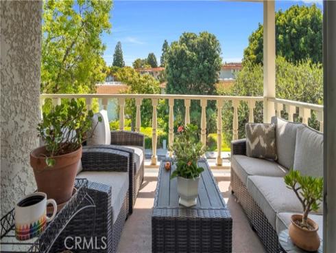 2401  Via Mariposa W  2A , Laguna Woods, CA