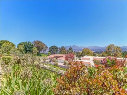 4015  Calle Sonora Oeste  1F , Laguna Woods, CA