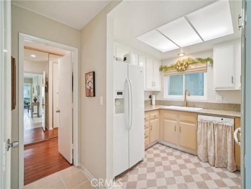 2402 Via Mariposa 1E , Laguna Woods, CA