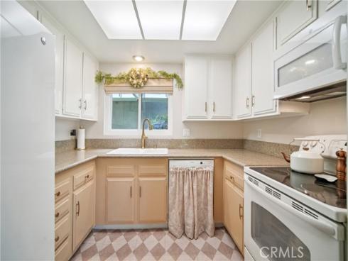 2402 Via Mariposa 1E , Laguna Woods, CA