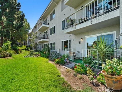 5369  Algarrobo  1C , Laguna Woods, CA